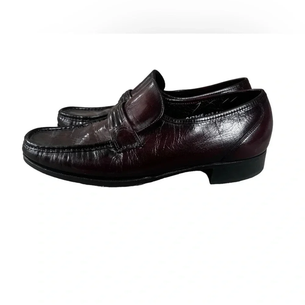 Men’s size 8 Florsheim como black cherry leather dressy slip on loafers​
